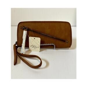 Free People NWT Women's Wallet/Wristlet Brown